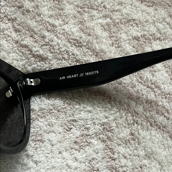 Le Specs Air Heart Black Cat-Eye Sunglasses - Picture 7 of 9